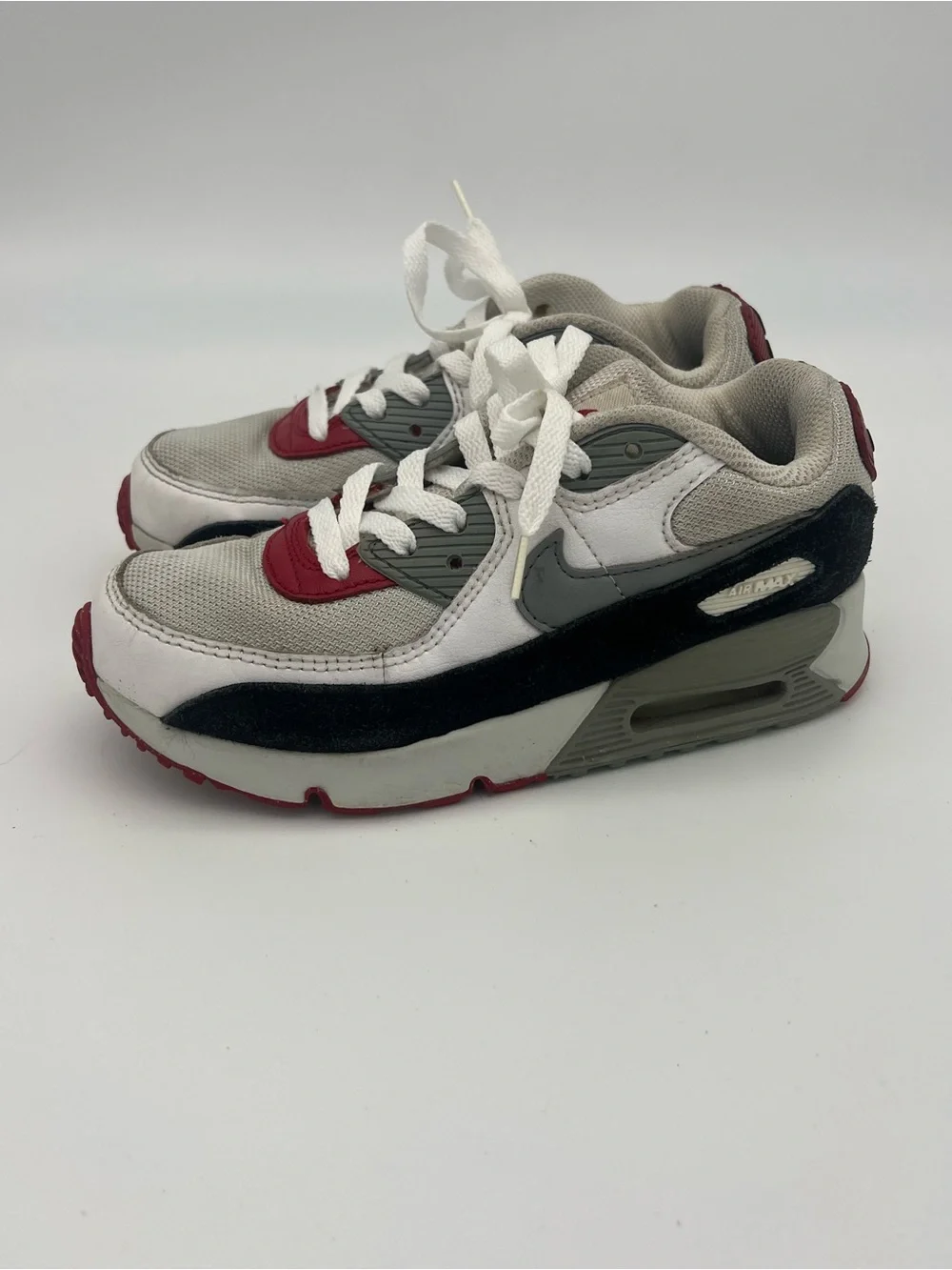Nike Air Max Kids size 2Y Grey White Red sneakers boys shoes 2 athletic gym